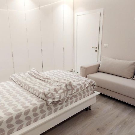 Luxurious Double Bedroom Suite Тирана Екстериор снимка