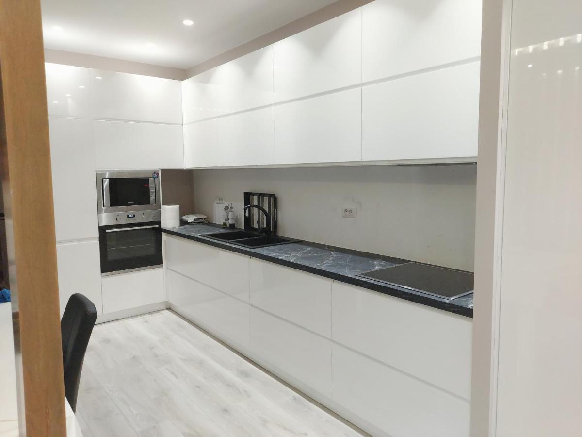 Luxurious Double Bedroom Suite Тирана Екстериор снимка